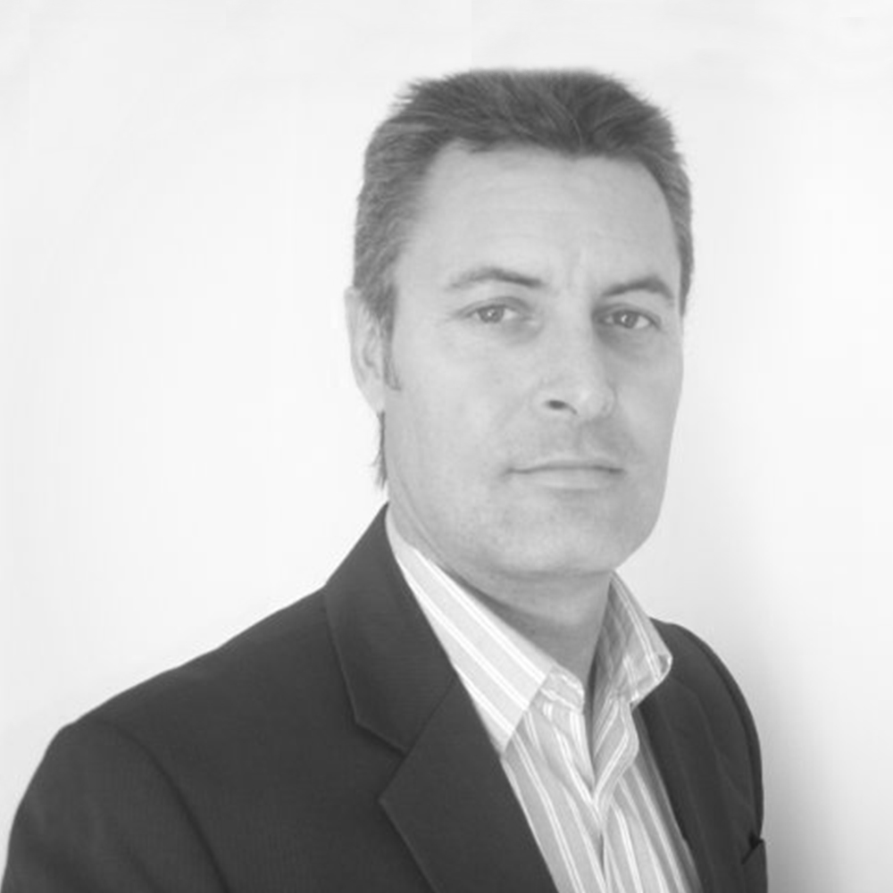 Simon Grant